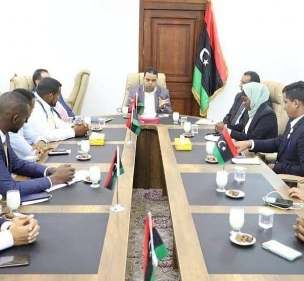 أعضاء برلمان شباب ليبيا (5)