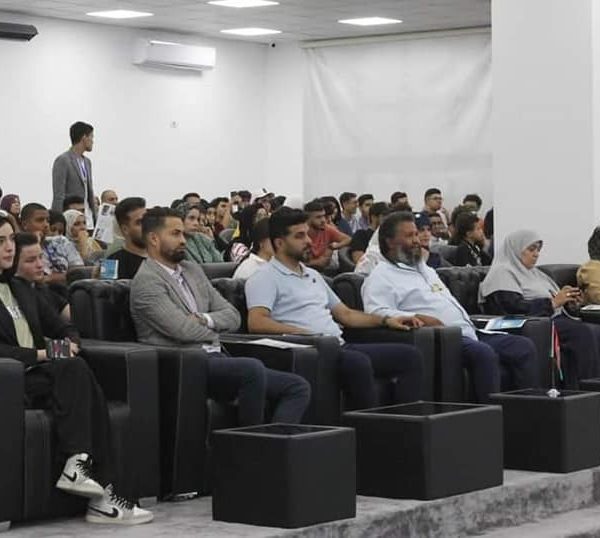 إنطلاق الموسم 2022-2023 من تحدي الفيرست للتكنولوجيا (8)