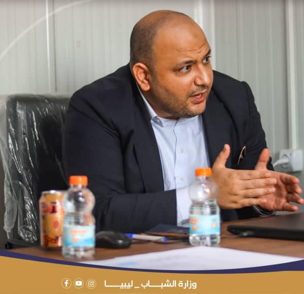 الشباب تتابع مراحل مشروع عودة الحياة لبيت شباب مصراتة متعدد الأغراض (3)