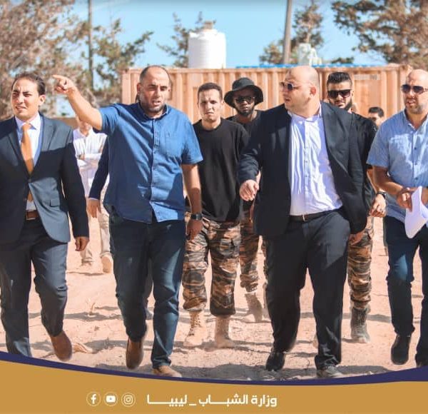 الشباب تتابع مراحل مشروع عودة الحياة لبيت شباب مصراتة متعدد الأغراض (4)