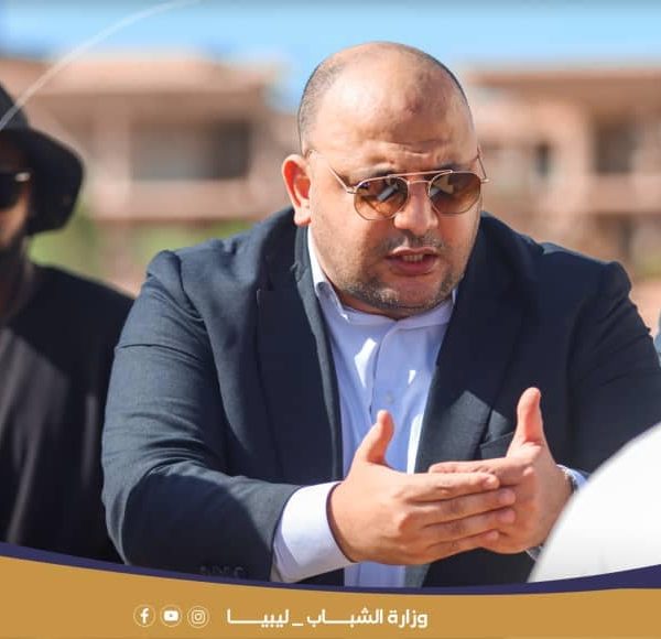 الشباب تتابع مراحل مشروع عودة الحياة لبيت شباب مصراتة متعدد الأغراض (5)