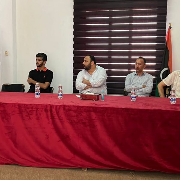 الشباب تتابع مناشط فوج كشاف صبراته وتقف على احتياجاته (3)