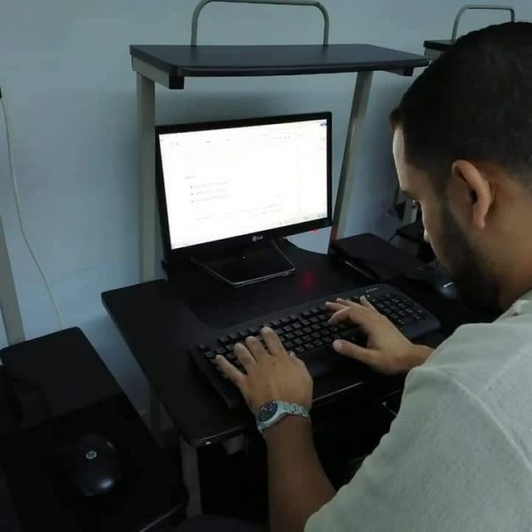 وزارة الشباب بالشراكة مع مؤسسة بنغازي الأمل تطلق الدورة التدريبية لموظفي فرع بنغازي (2)