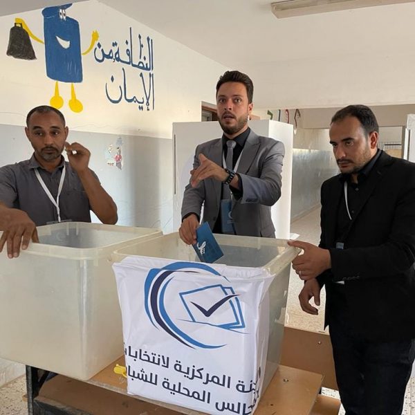 إنتهاء العملية الانتخابية ببلدية براك الشاطئ تحت إشراف وزارة الشباب (12)