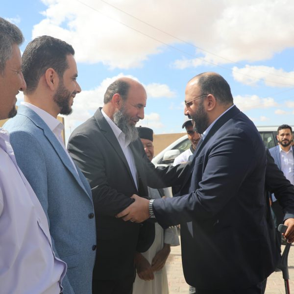 الزني يتابع ثاني العمليات الإنتخابية للمجالس المحلية للشباب في بلدية الرياينه (2)