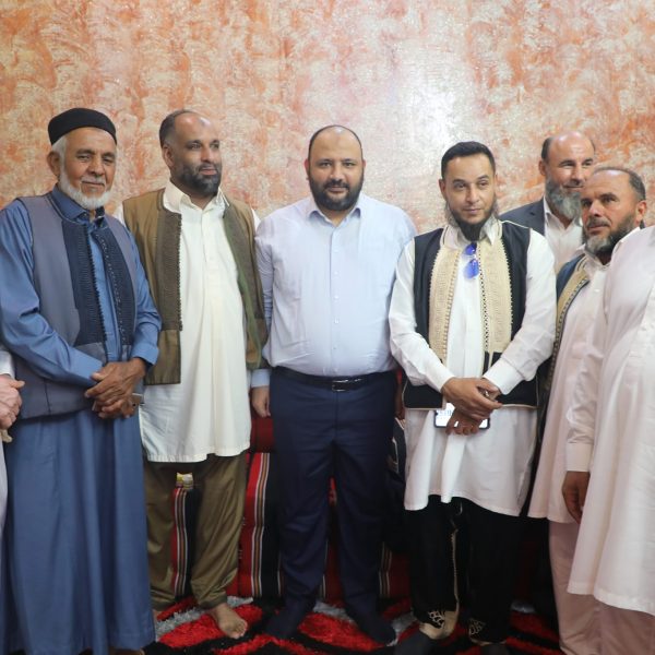 الزني يتابع ثاني العمليات الإنتخابية للمجالس المحلية للشباب في بلدية الرياينه (7)