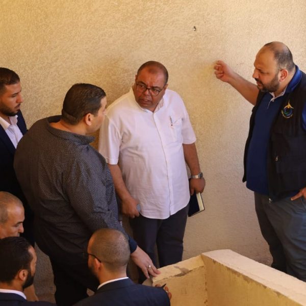 الشباب تقف على الأعمال المنجزة بمشروع عودة الحياة لبيت شباب الزاوية (12)