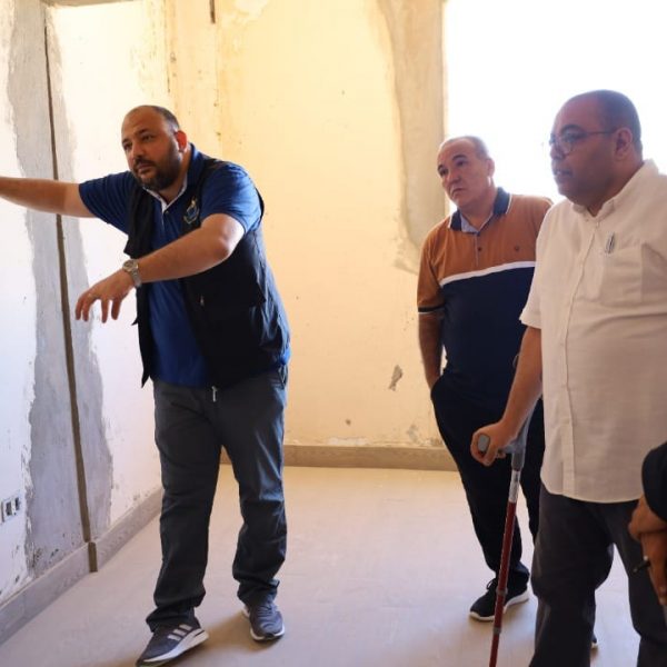 الشباب تقف على الأعمال المنجزة بمشروع عودة الحياة لبيت شباب الزاوية (15)