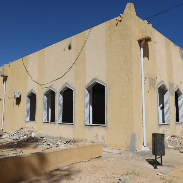 الشباب تقف على الأعمال المنجزة بمشروع عودة الحياة لبيت شباب الزاوية (6)