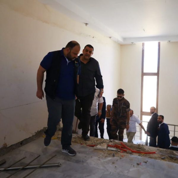 الشباب تقف على الأعمال المنجزة بمشروع عودة الحياة لبيت شباب الزاوية (7)