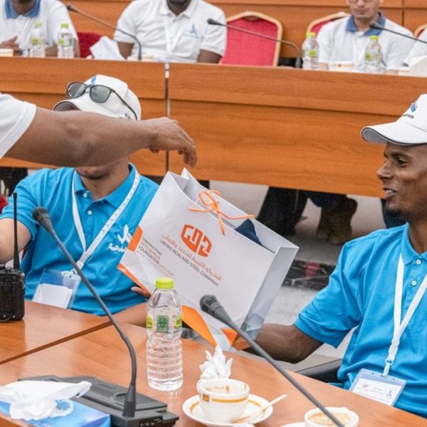 زيارة المشاركين بالمخيم الوطني الثاني لإعداد قادة الأمل للشركة الليبية للحديد والصلب (9)