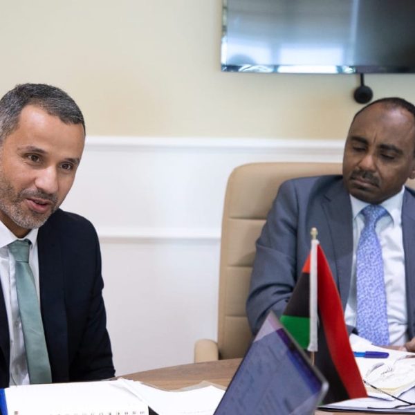 الشباب تبحث أوجه التعاون الشبابي مع البنك الاسلامي للتنمية (5)