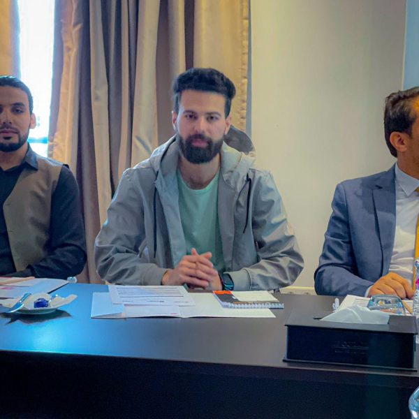 الشباب فرع الوسطي تبحث التعاون مع لجنة الإنقاذ الدولية IRC (5)