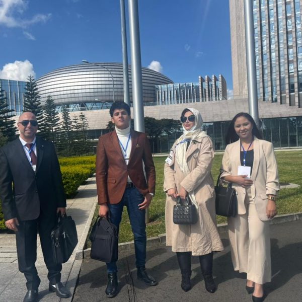 الشباب يشارك في قمة القادة المستقبلين الافارقة المنعقد بمقر مفوضية الاتحاد الافريقي-أديس بابا (3)