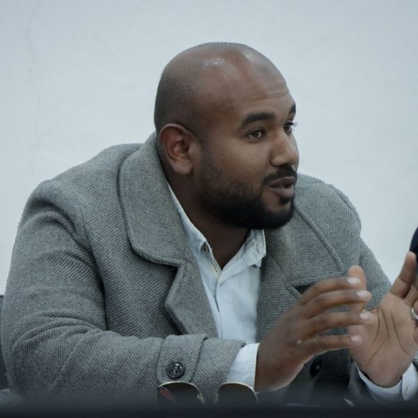 قطاع الخدمات المساندة بأفرع وزارة الشباب يعقد اجتماعه الدوري بالمرقب (2)