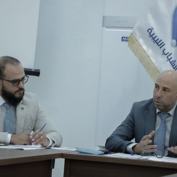 قطاع الخدمات المساندة بأفرع وزارة الشباب يعقد اجتماعه الدوري بالمرقب (3)