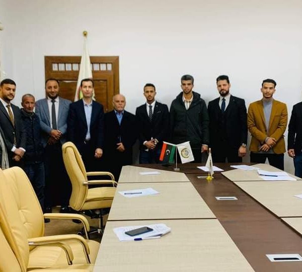 الشباب الساحل الغربي تتابع مع بلدية صبراتة تفعيل محلي شباب صبراتة (4)