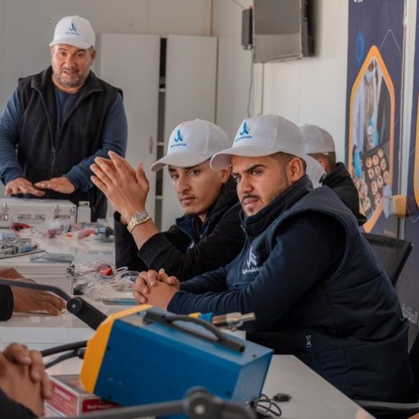 تعاون مستمر بالبرنامج الوطني للتوجيه المهني للشباب (18)