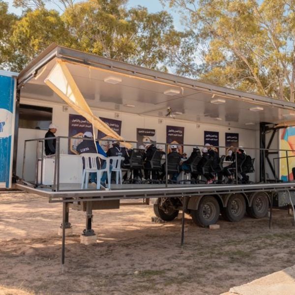 تعاون مستمر بالبرنامج الوطني للتوجيه المهني للشباب (19)